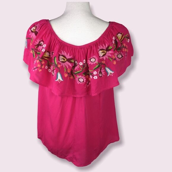 NWT On or Off Shoulder Pink Floral Embroidered Blouse Festive Lightweight - Picture 2 of 10